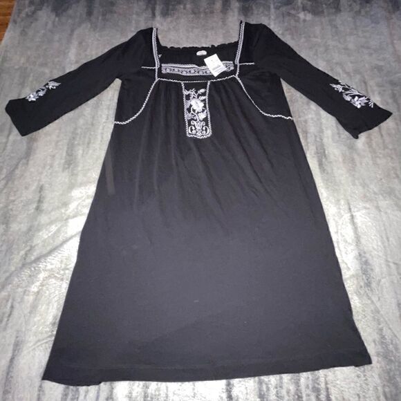 NWTs J. Crew Embroidered Black & White Cotton Dress Size Medium - Picture 2 of 5